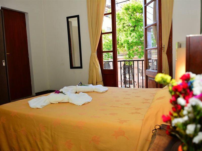 Hotel La Giralda Salta Bagian luar foto