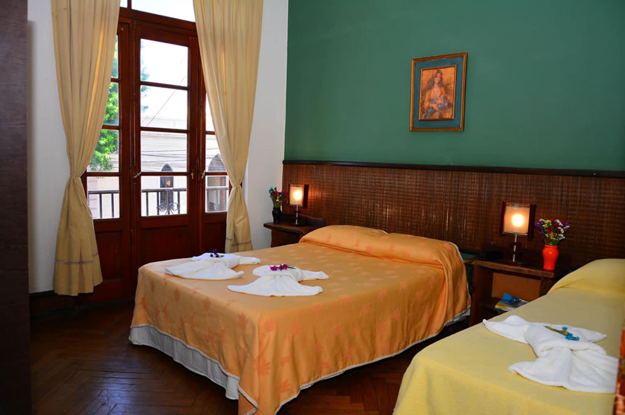 Hotel La Giralda Salta Bagian luar foto