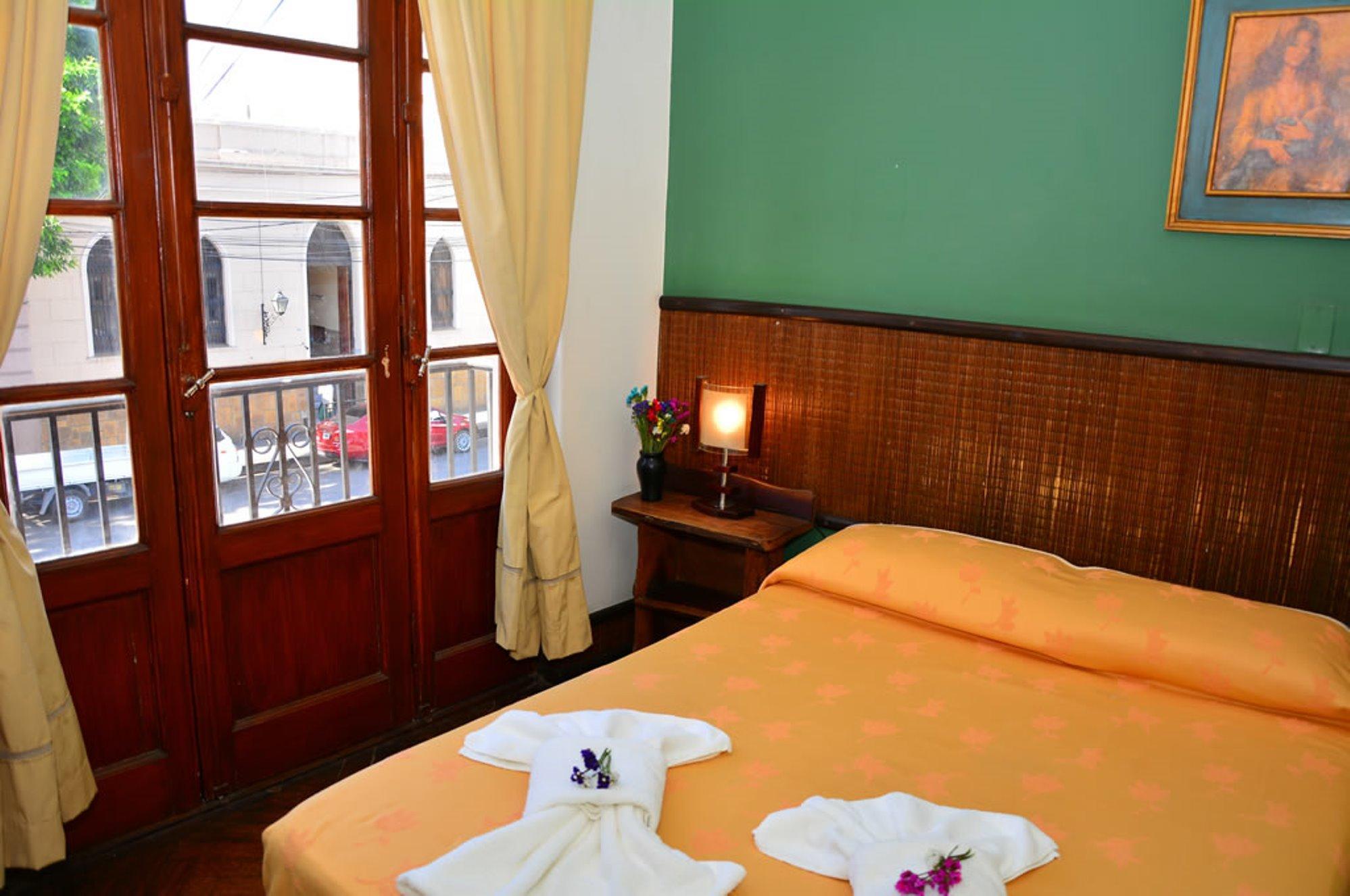 Hotel La Giralda Salta Bagian luar foto
